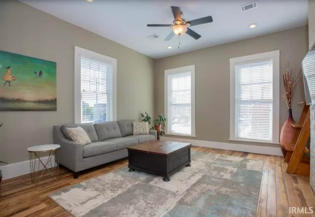 $349,900 | 224 Mulberry Street, Evansville, IN 47713