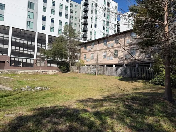 $199,000 | 1220 Southwest 1 Avenue, Unit 303, Gainesville, FL 32601