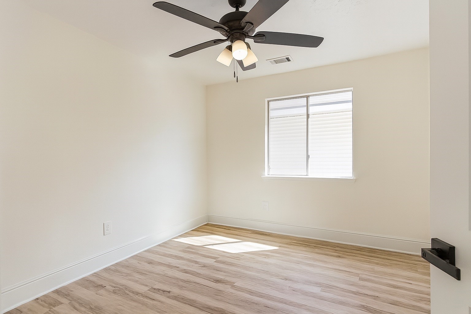 13123 Labelle Lane Houston, TX 77015 - Photo 19 of 23