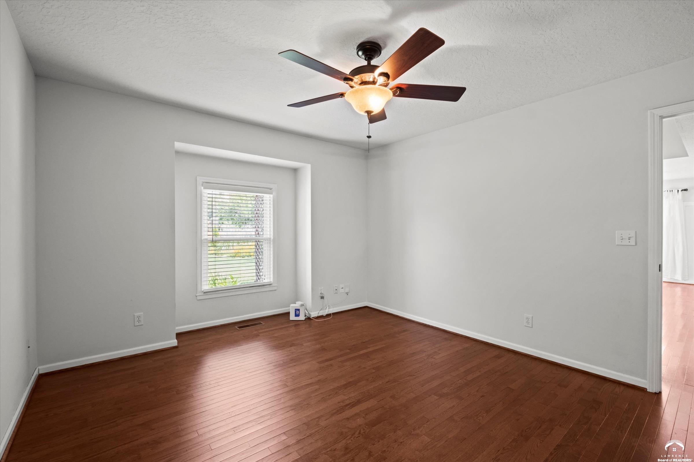 1204 Chadwick Court Lawrence, KS 66049 - Photo 18 of 50