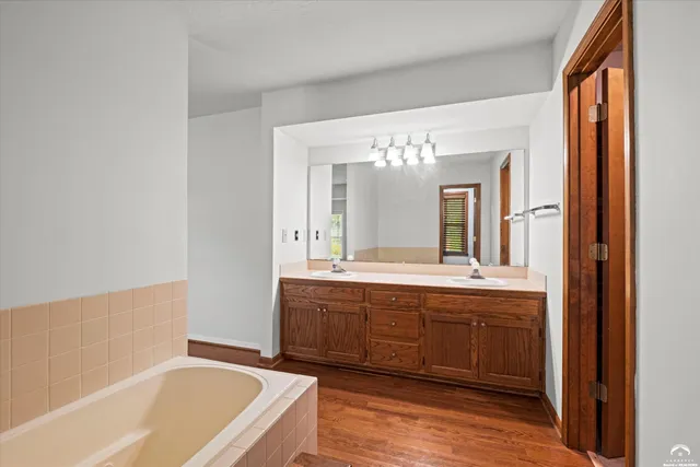 $419,900 | 1204 Chadwick Court, Lawrence, KS 66049