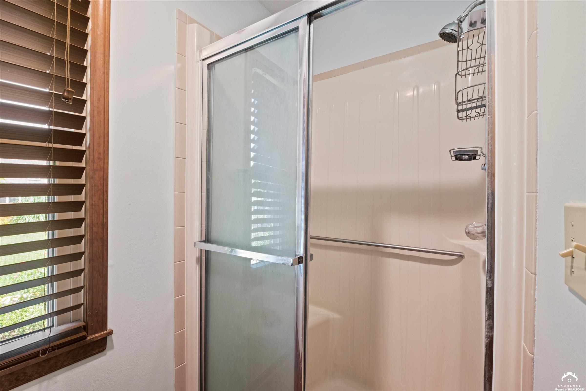 1204 Chadwick Court Lawrence, KS 66049 - Photo 24 of 50