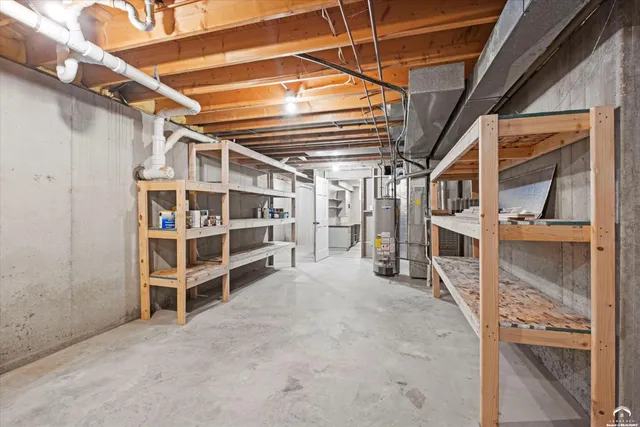 $419,900 | 1204 Chadwick Court, Lawrence, KS 66049