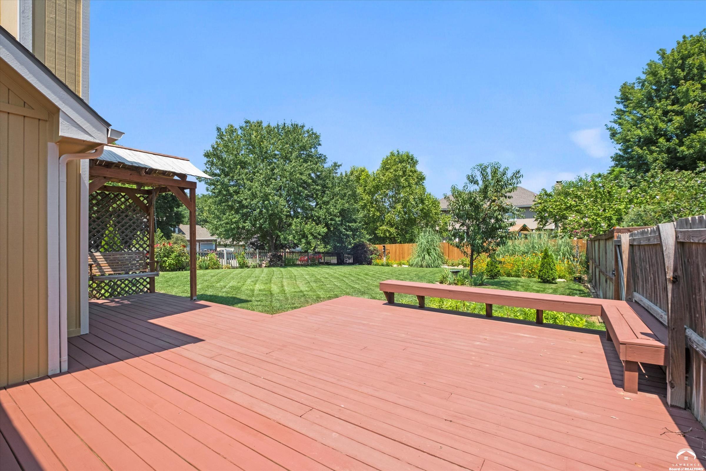 1204 Chadwick Court Lawrence, KS 66049 - Photo 36 of 50