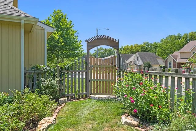 $419,900 | 1204 Chadwick Court, Lawrence, KS 66049