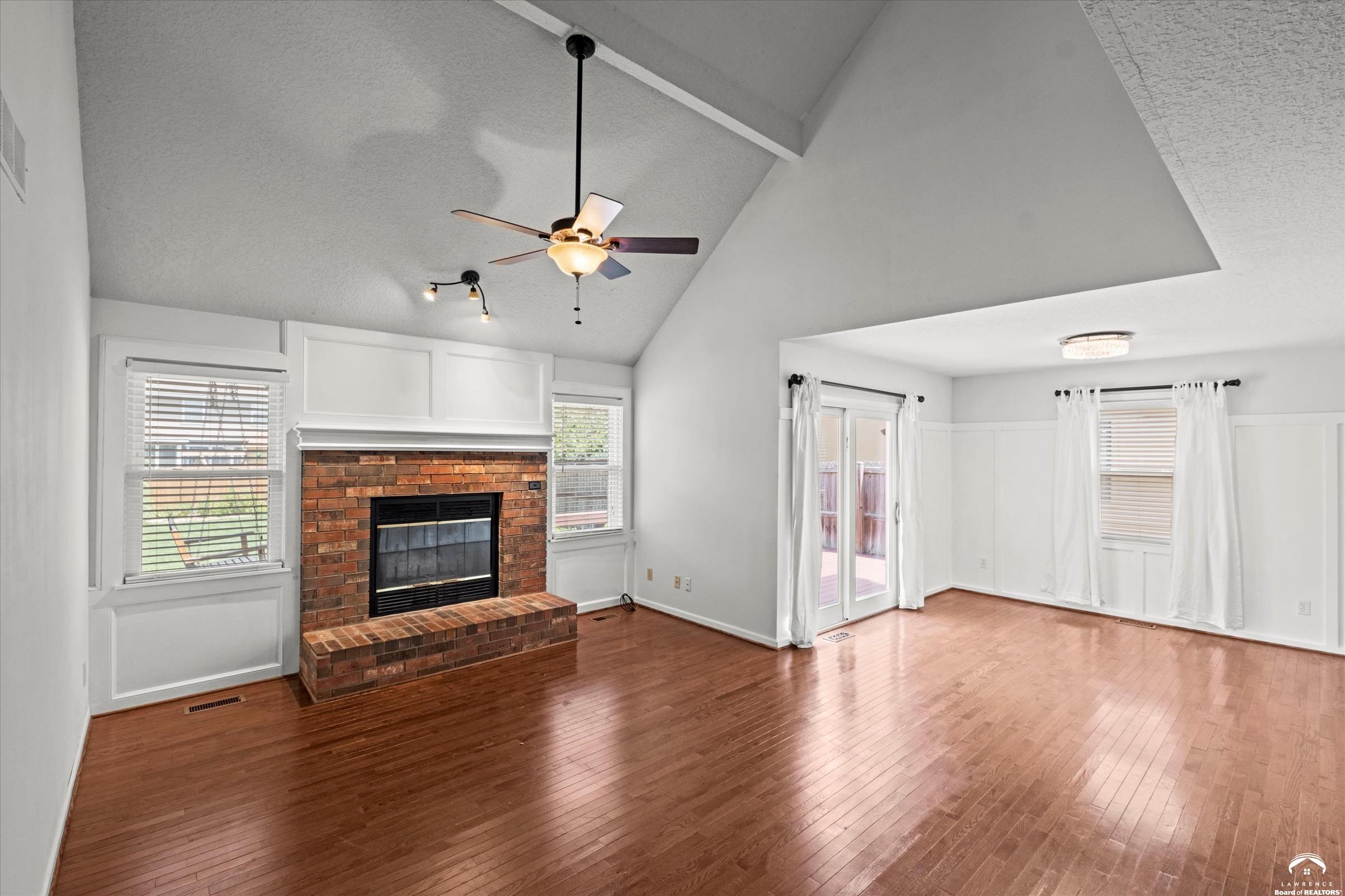 1204 Chadwick Court Lawrence, KS 66049 - Photo 8 of 50