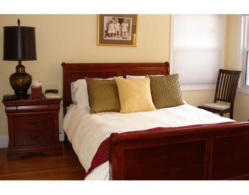 100 Evelyn Road Newton, MA 02468 - Photo 10 of 15