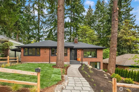 $1,199,950 | 540 Northeast 130th Street, Seattle, WA 98125