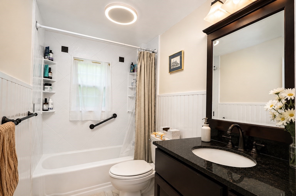 400 Springfield Street Wilbraham, MA 01095 - Photo 10 of 16