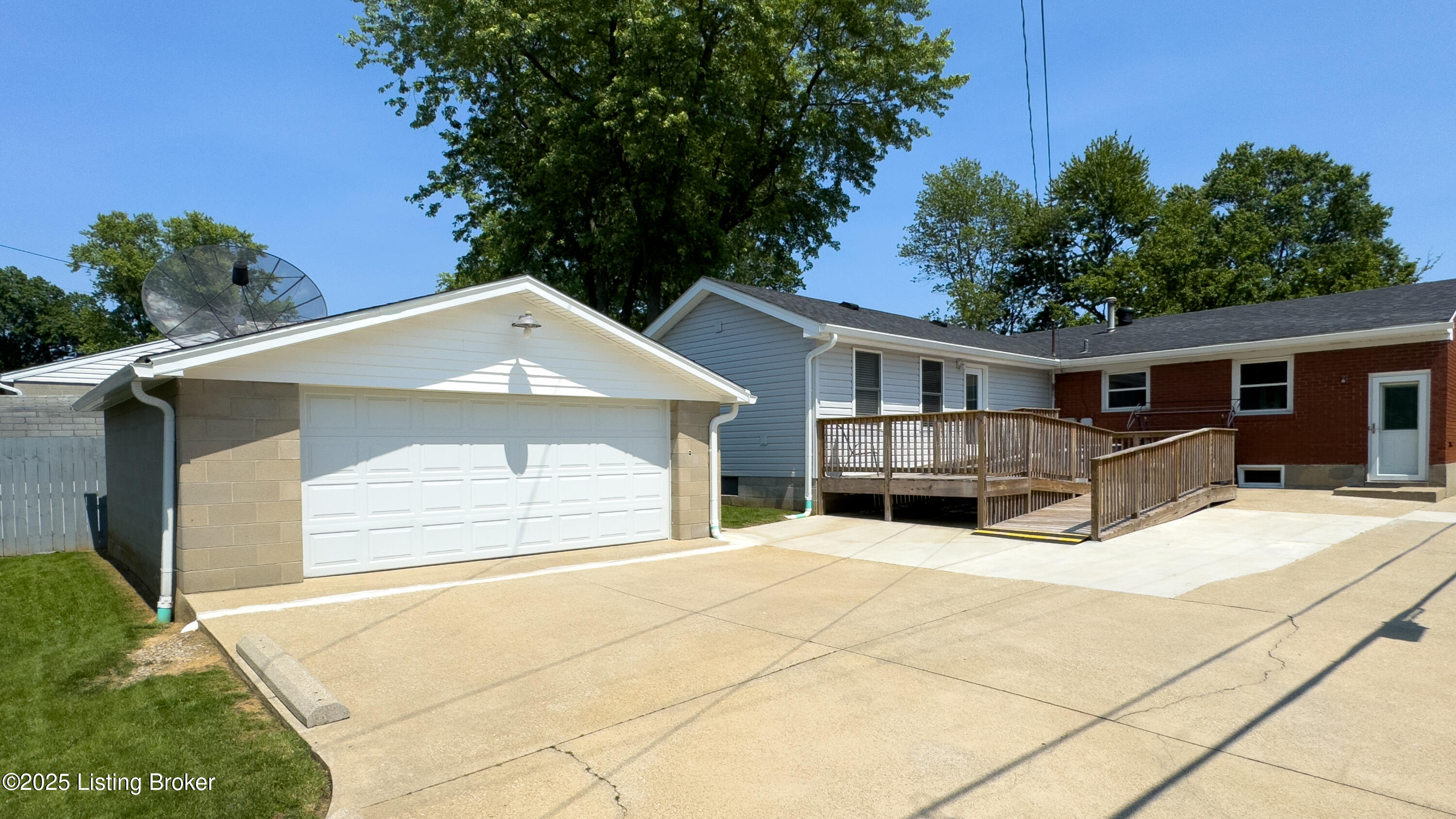 1003 Franelm Road Louisville, KY 40214 - Photo 19 of 22 1003 Franelm Rd-37