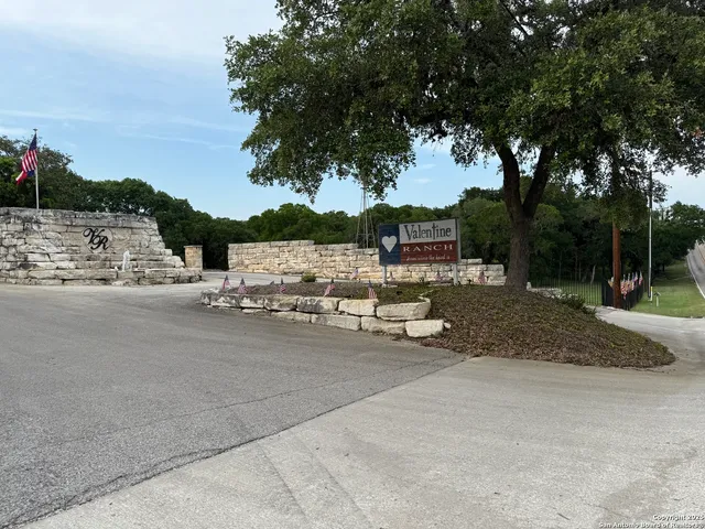 $35,000 | 431 Private Road 1706, Helotes, TX 78023