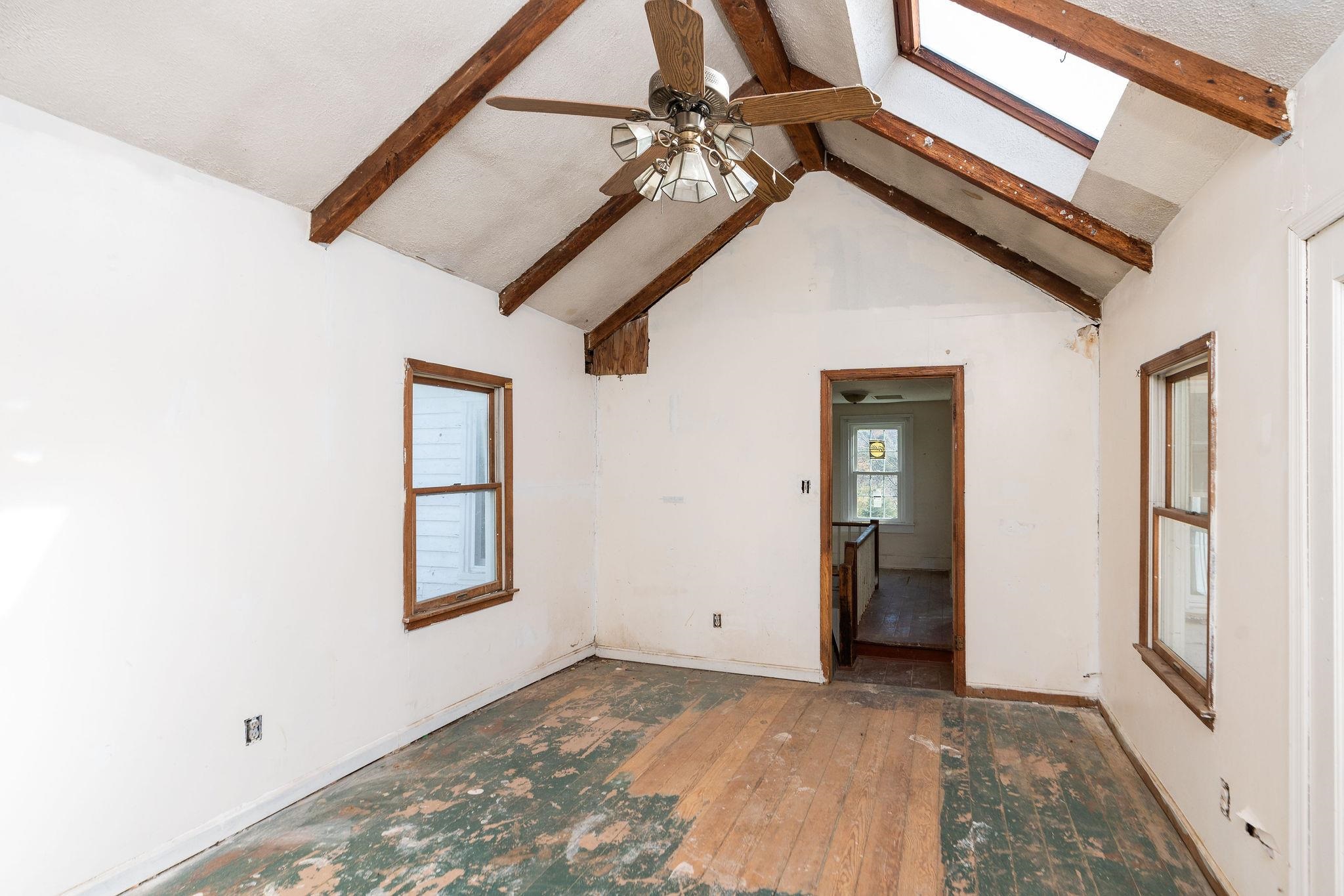 5818 Lee Jackson Highway Raphine, VA 24472 - Photo 20 of 66