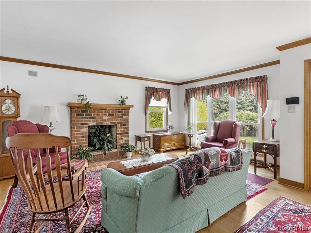 1345 Stavemill Road Powhatan, VA 23139 - Photo 6 of 41 Lovely family room with hardwoods.