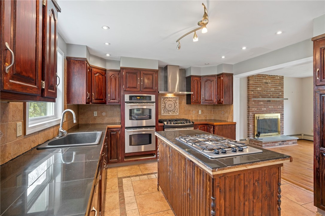 46 New Road Exeter, RI 02822 - Photo 9 of 49