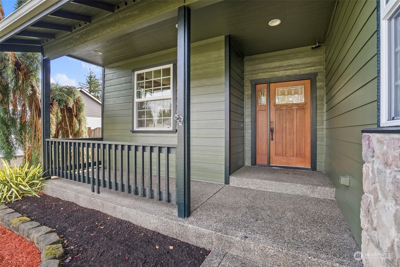 410 Raintree Loop Court Southeast Rainier, WA 98576 - Photo 6 of 35 Gallery Image 6