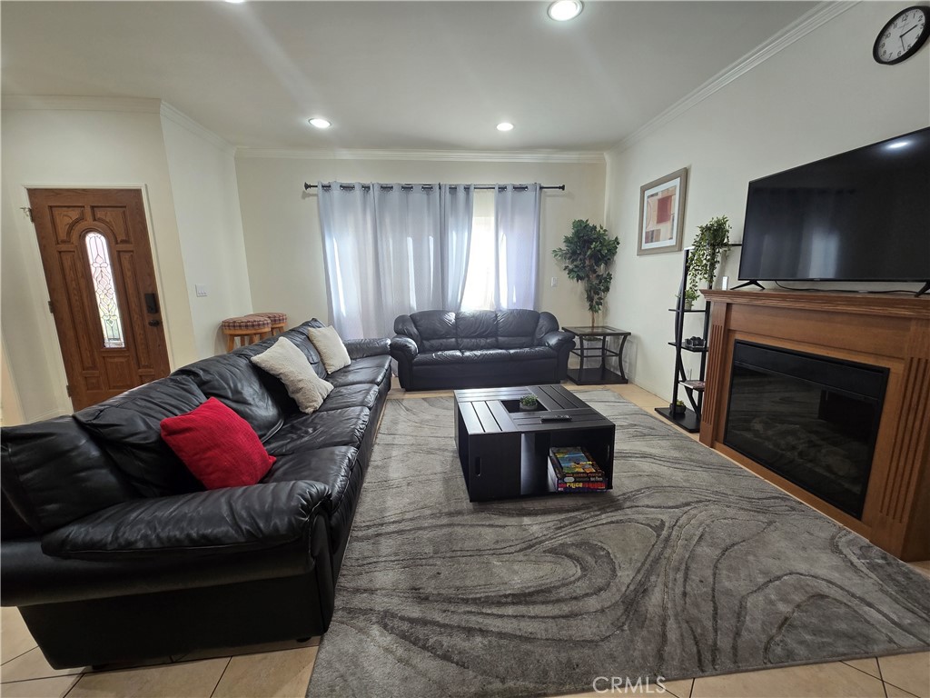 8026 Telegraph Road Downey, CA 90240 - Photo 4 of 27