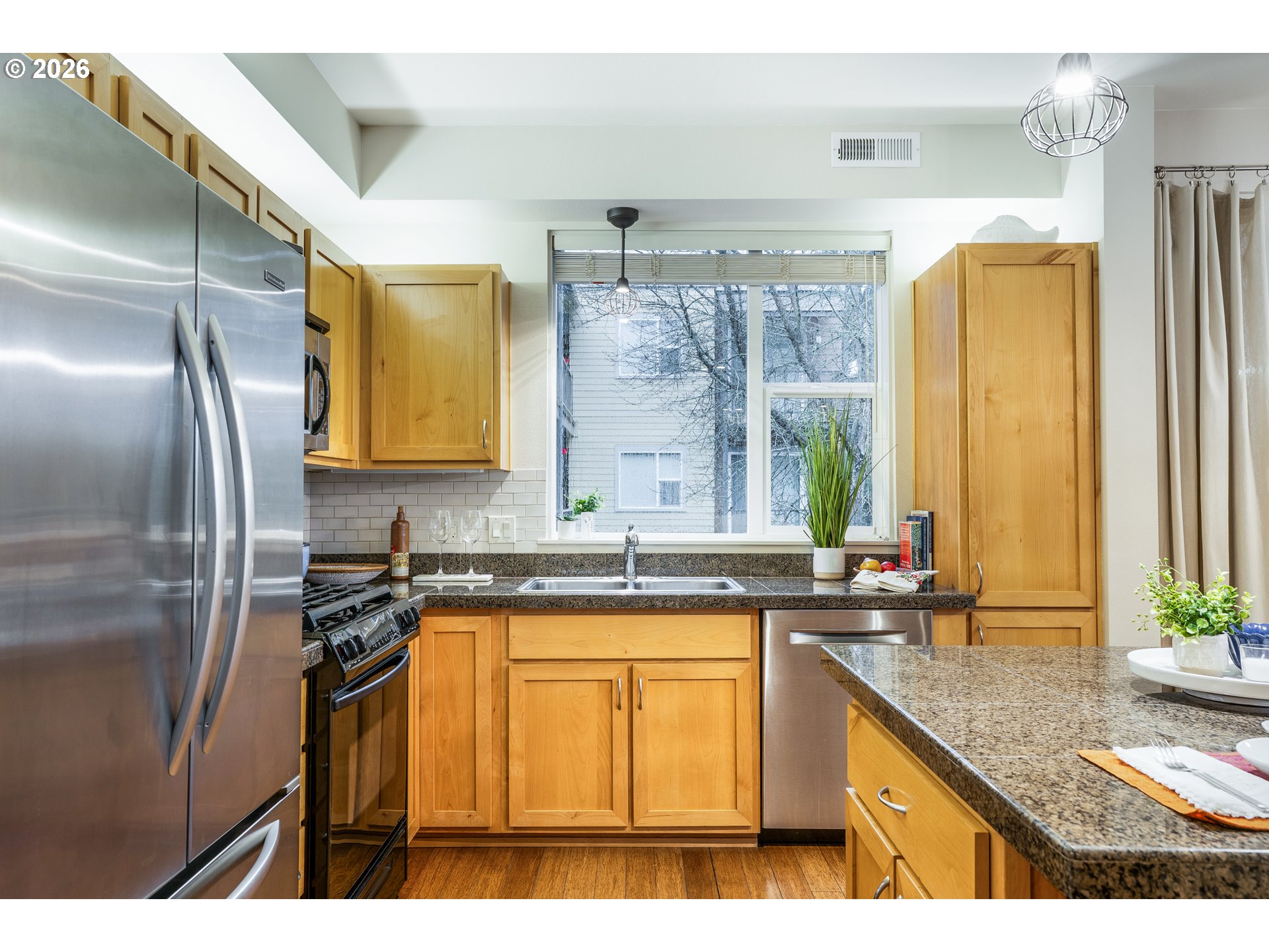 347 Rustic Place, Unit 14 Eugene, OR 97401 - Photo 18 of 20