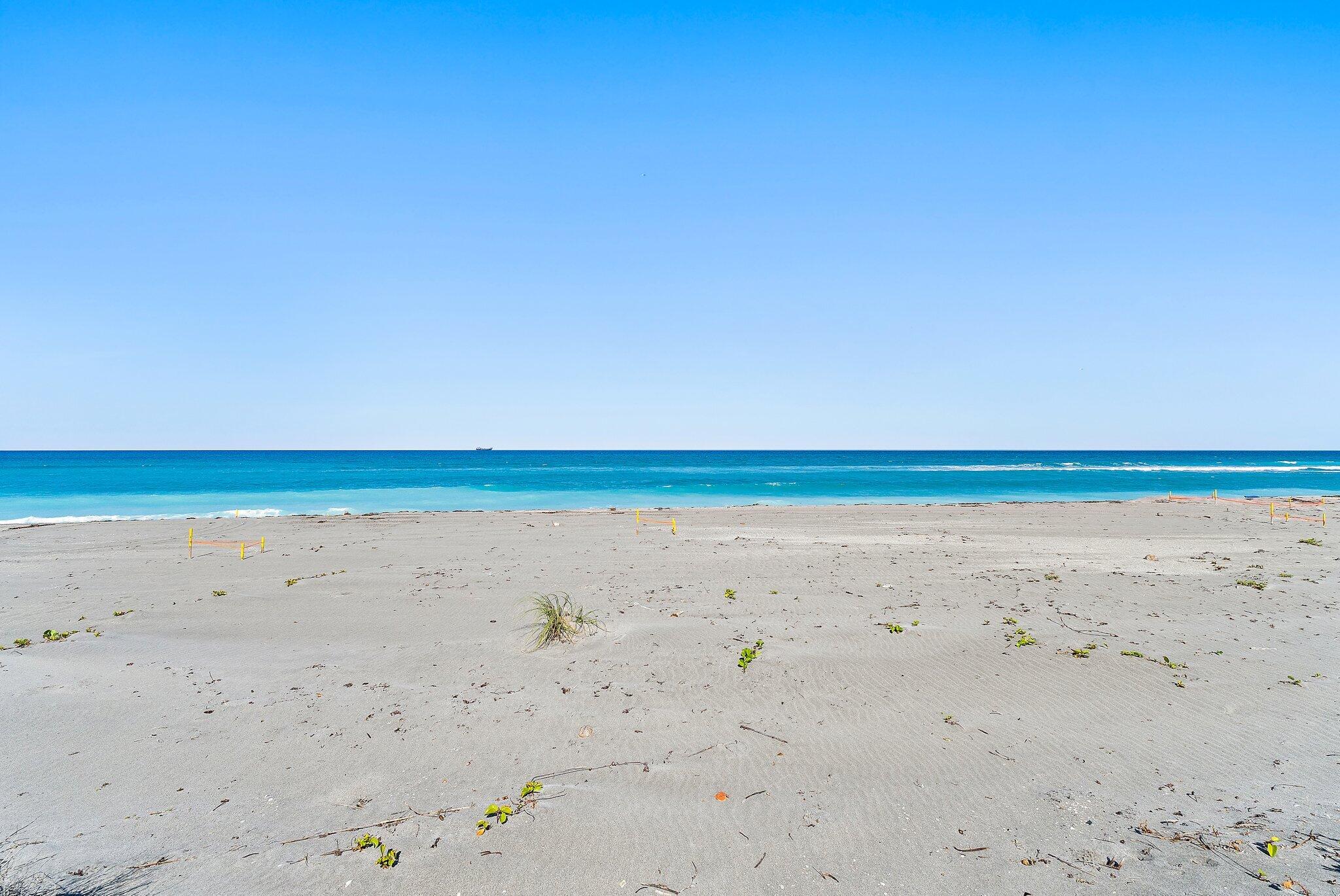 527 South Beach Road Hobe Sound, FL 33455 - Photo 28 of 58 098-527SBeachRd-HobeSound-SMALL