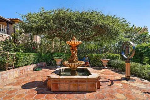 $22,000,000 | 527 South Beach Road, Hobe Sound, FL 33455