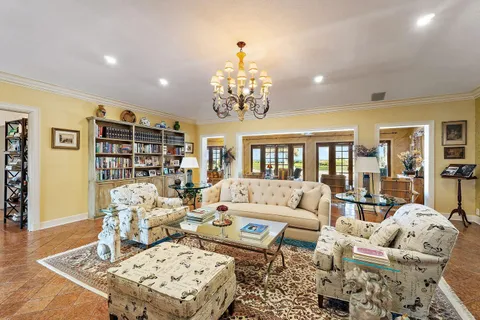 $22,000,000 | 527 South Beach Road, Hobe Sound, FL 33455