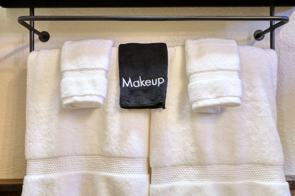 42 Old Jerusalem Road Morganton, GA 30560 - Photo 23 of 61 a view of a hallway