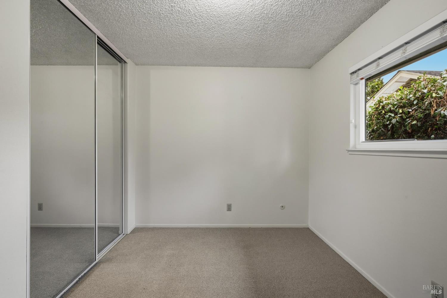528-530 Nason Street Santa Rosa, CA 95401 - Photo 18 of 52 second bedroom of the 2/1 unit