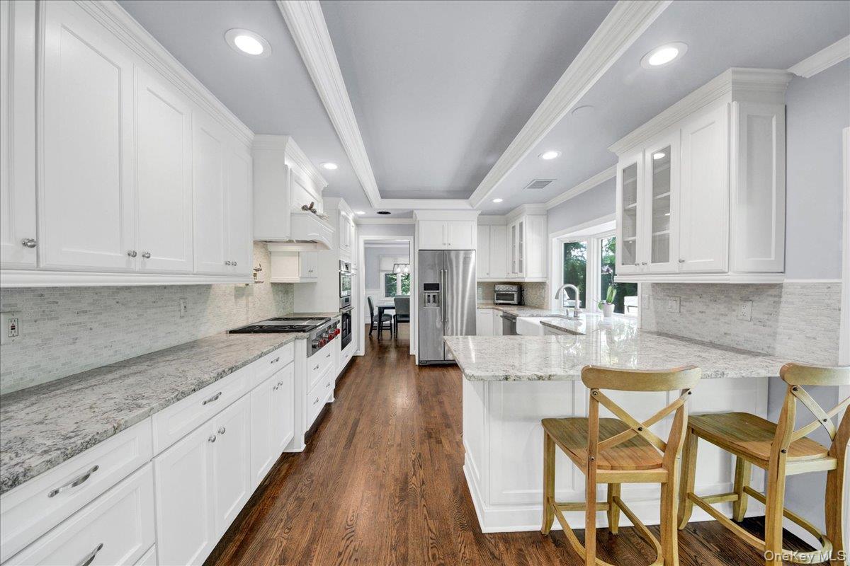 2 Stonycrest Road West Harrison, NY 10604 - Photo 8 of 30 Eat-in Kitchen with granite countertops and stainless steel appliances