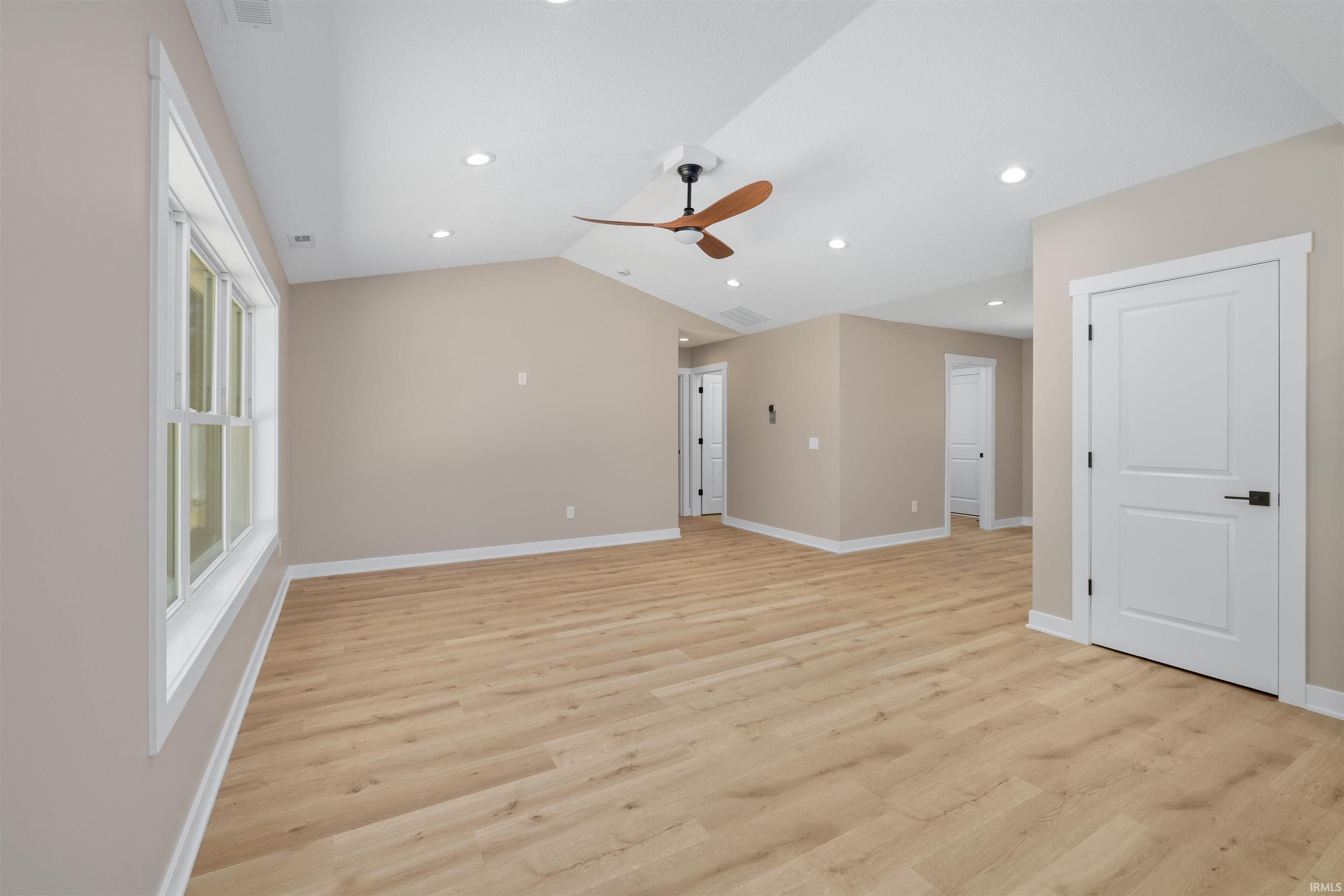 203 South Ivy Lane Butler, IN 46721 - Photo 7 of 33