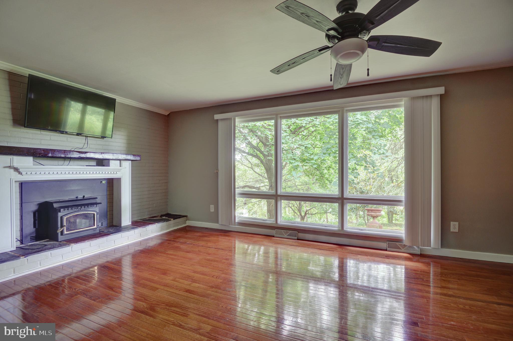 5998 Devonshire Road Harrisburg, PA 17112 - Photo 11 of 34 Gallery Image 11