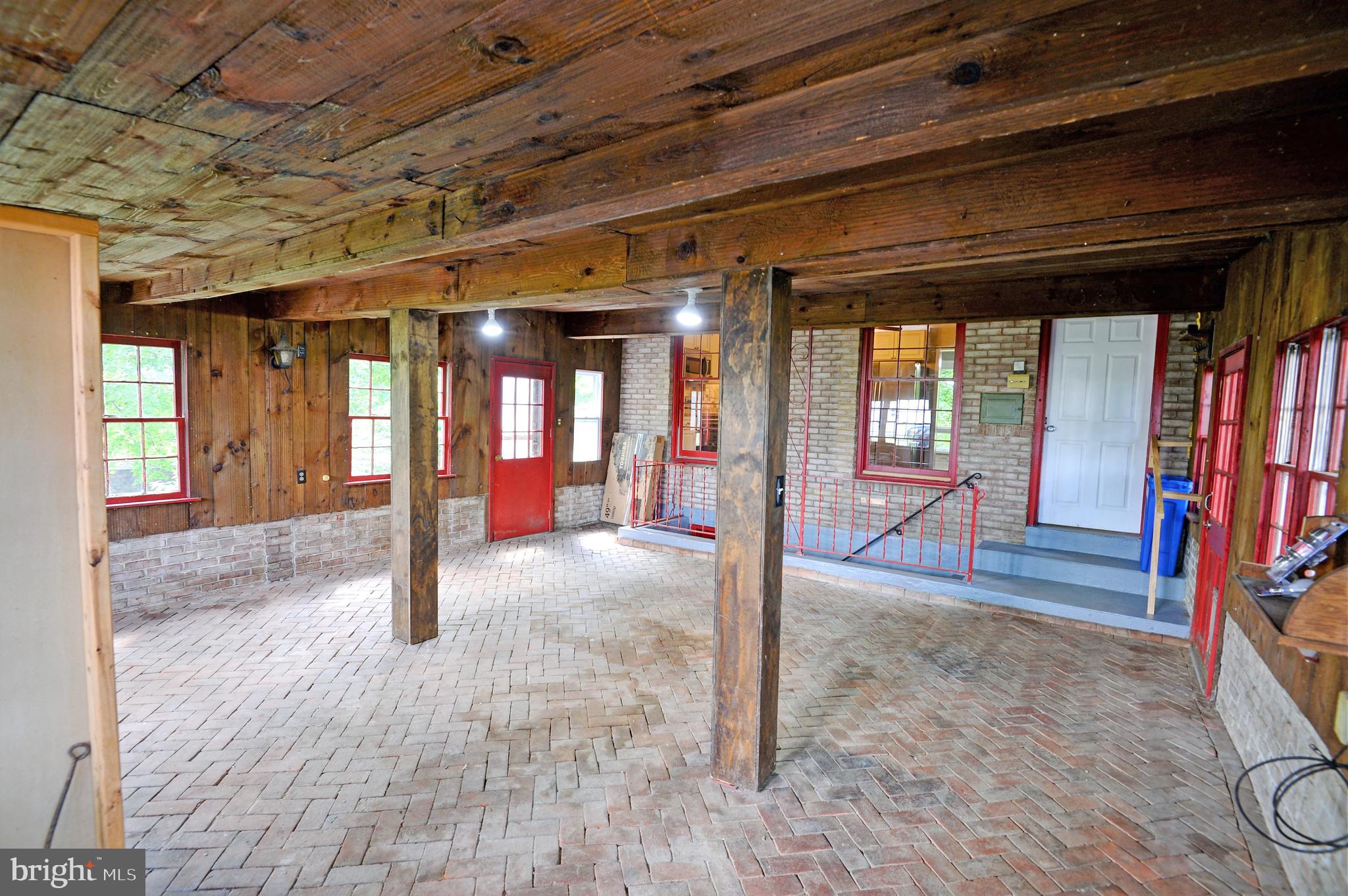 5998 Devonshire Road Harrisburg, PA 17112 - Photo 27 of 34 Gallery Image 27
