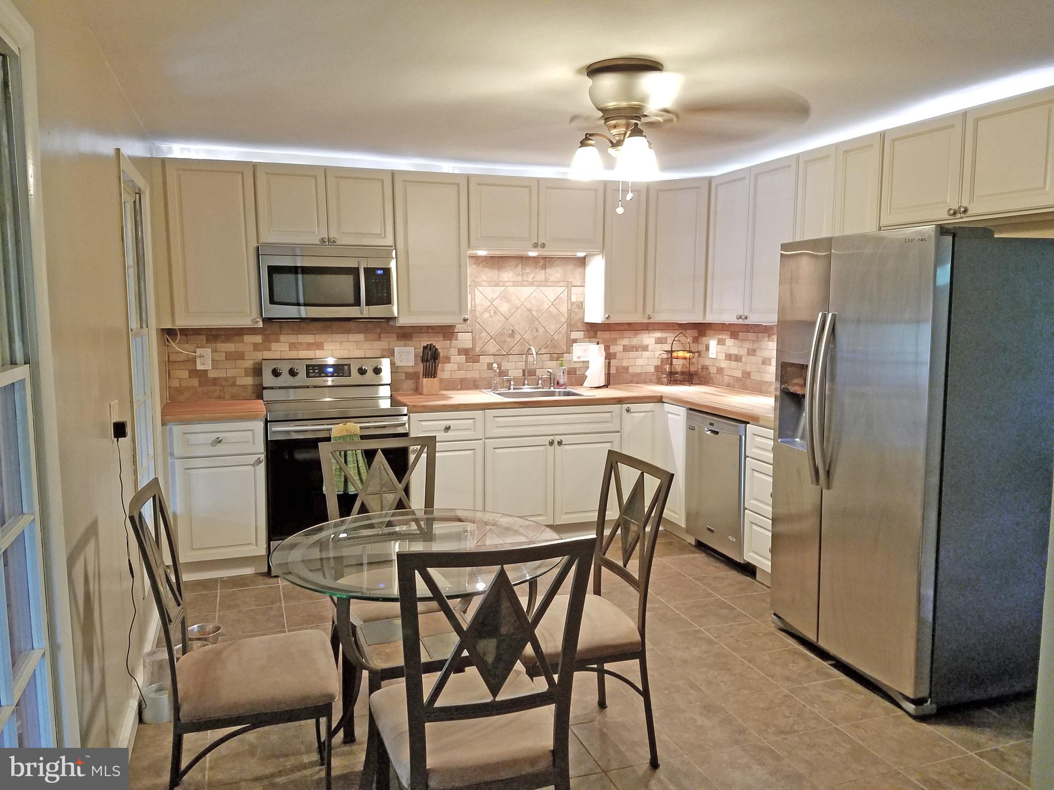 5998 Devonshire Road Harrisburg, PA 17112 - Photo 5 of 34 Gallery Image 5