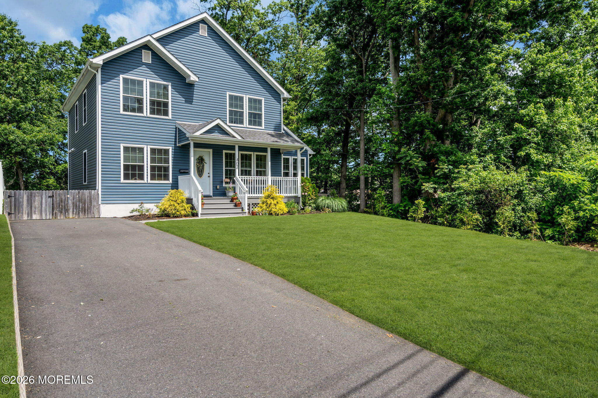 402 Prospect Avenue Keyport, NJ 07735 - Photo 4 of 58 9-web-or-mls-DSC05935-1