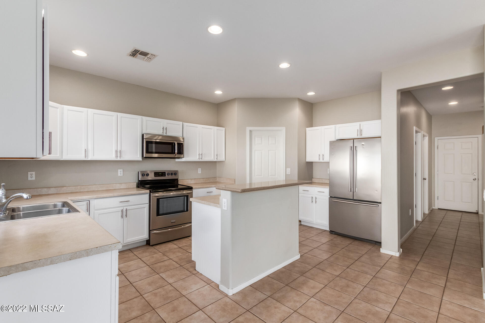 21100 East Frontier Road Red Rock, AZ 85145 - Photo 14 of 50