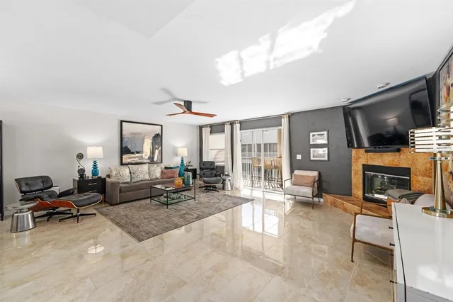 $499,000 | 1117 Pinellas Bayway South, Unit 306, St. Petersburg, FL 33715