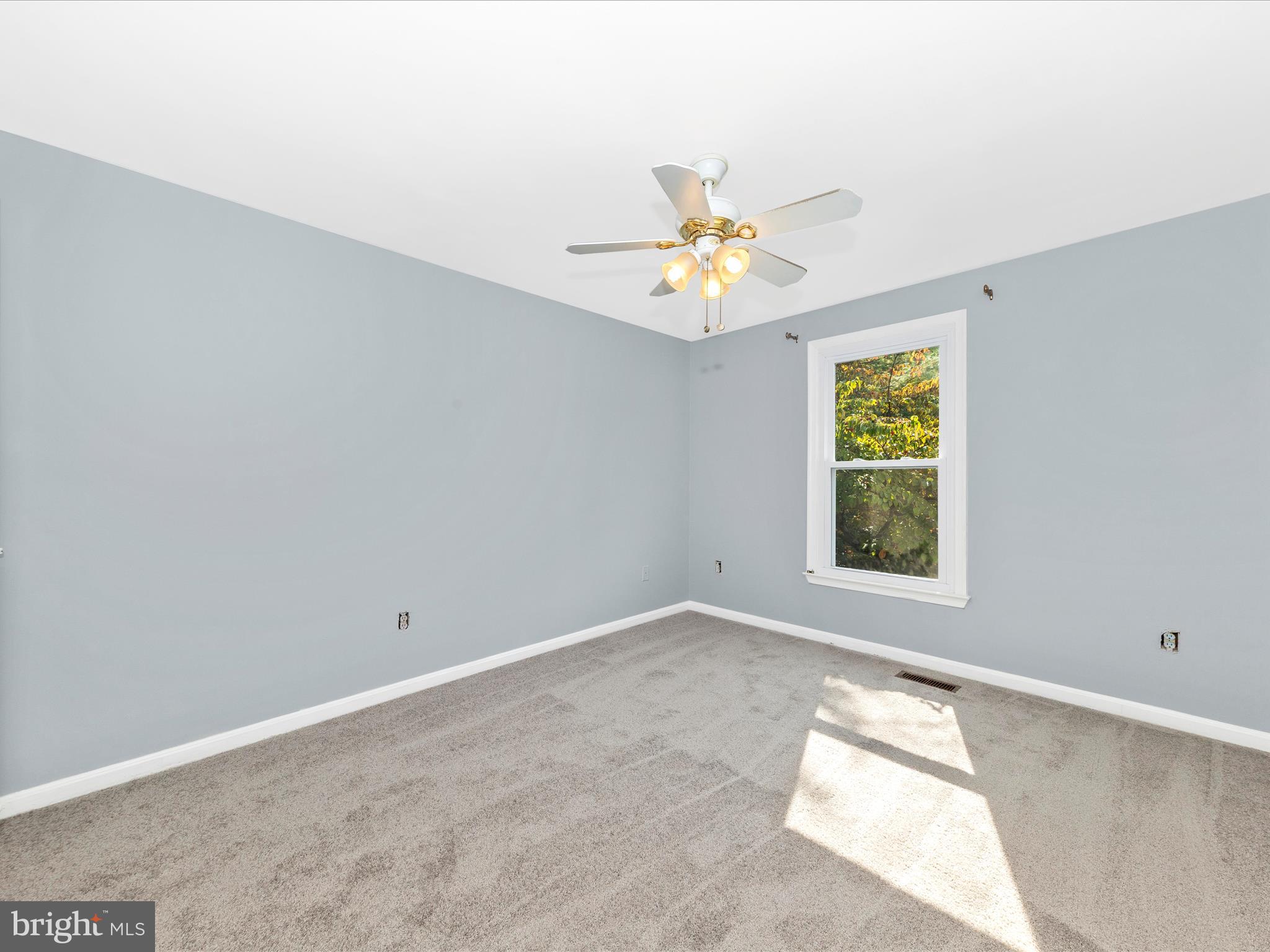 314 Crescendo Way Silver Spring, MD 20901 - Photo 29 of 57 an empty room with a window