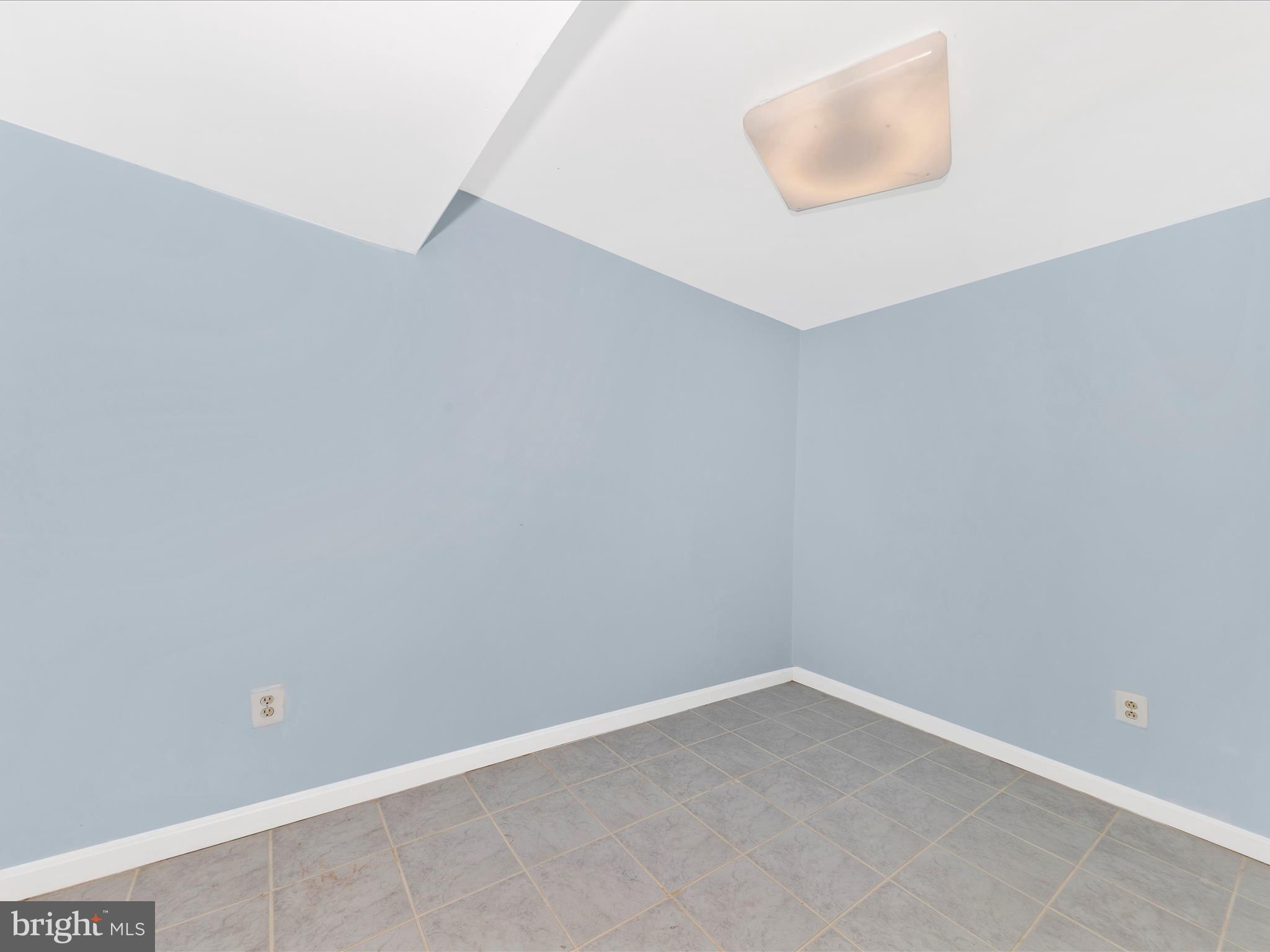 314 Crescendo Way Silver Spring, MD 20901 - Photo 37 of 57 Lower Bedroom