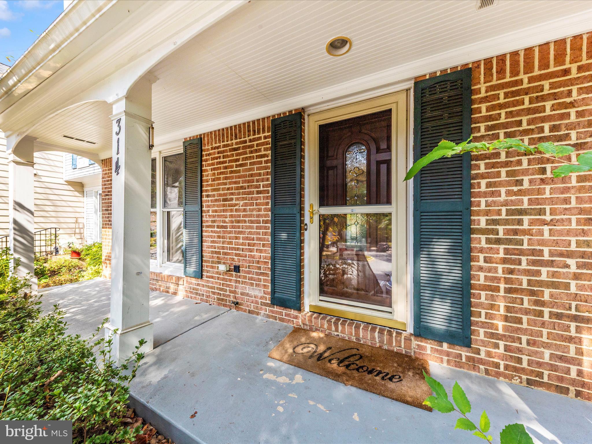 314 Crescendo Way Silver Spring, MD 20901 - Photo 43 of 57 Exterior Front