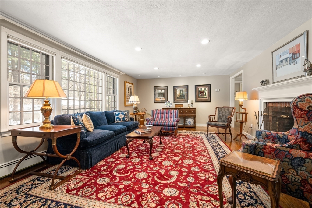 6 Brewster Road Wayland, MA 01778 - Photo 7 of 19