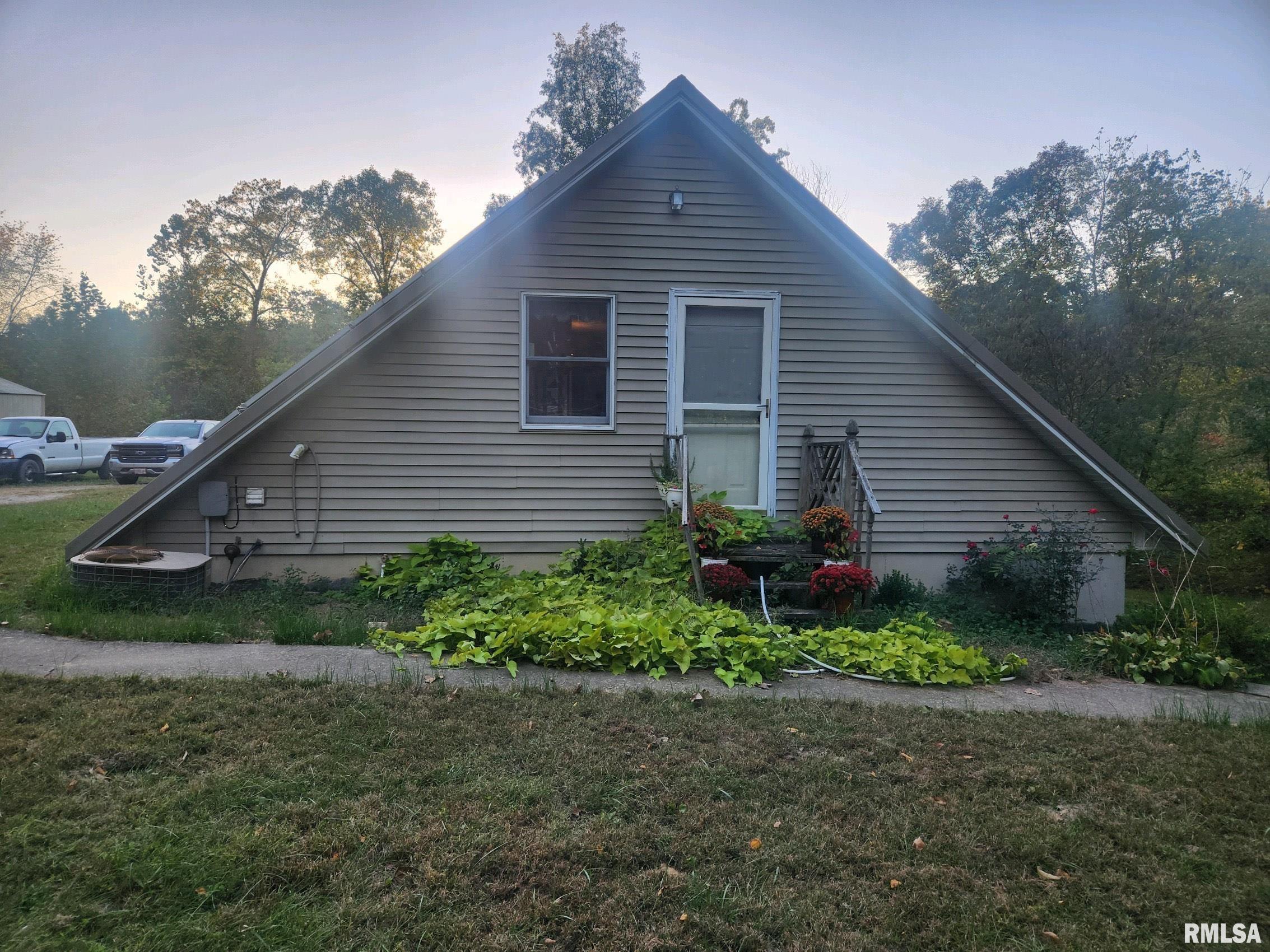 9735 Branch Road Oakdale, IL 62268 - Photo 3 of 38