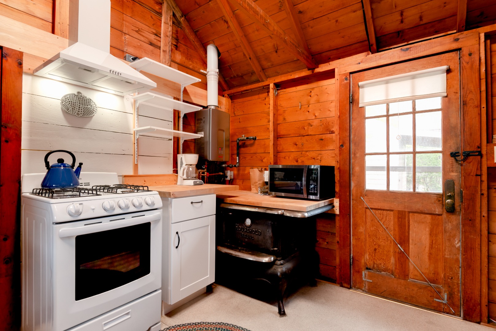 2 Lily Street Nantucket, MA 02554 - Photo 15 of 28