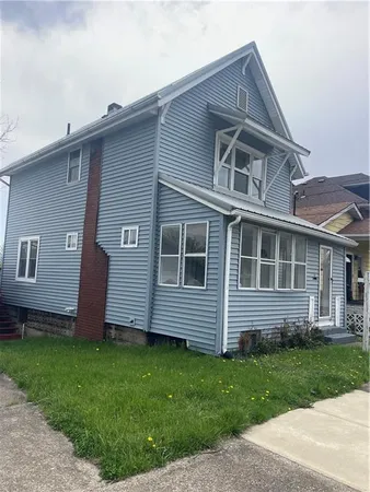 $95,000 | 506 Spearman Avenue, Farrell, PA 16121