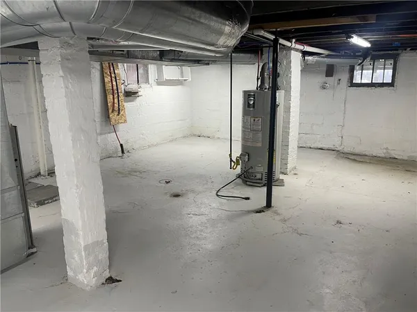 $95,000 | 506 Spearman Avenue, Farrell, PA 16121