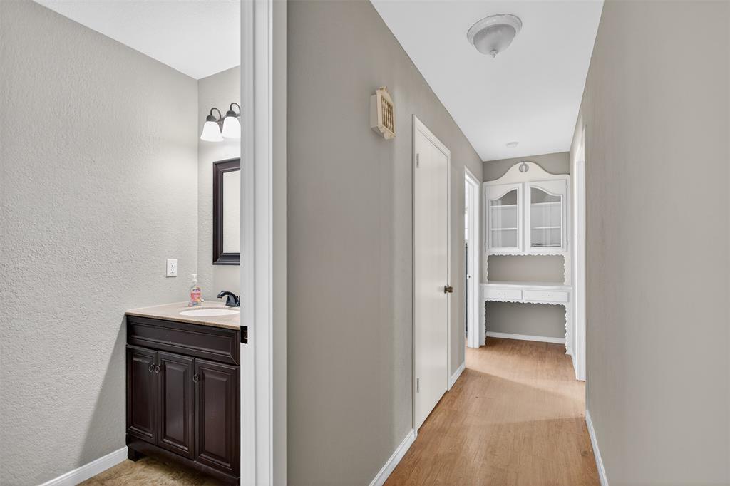 902 South Alamo Road Rockwall, TX 75087 - Photo 11 of 35