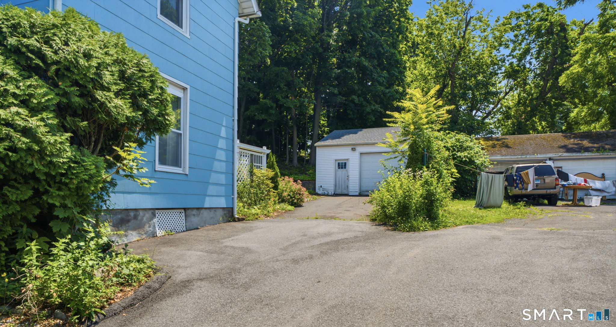 24 Summit Street Meriden, CT 06450 - Photo 3 of 30