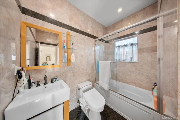 $1,588,000 | 66-19 Commonwealth Boulevard | Little Neck