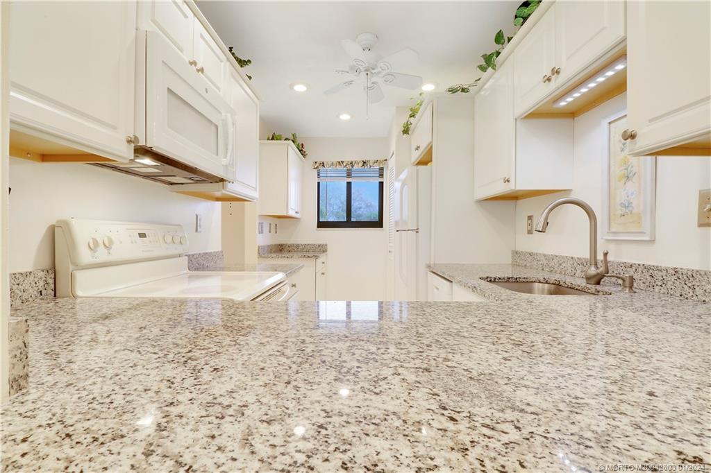 5313 Southeast Miles Grant Road, Unit 211 Stuart, FL 34997 - Photo 11 of 42 Gallery Image 11