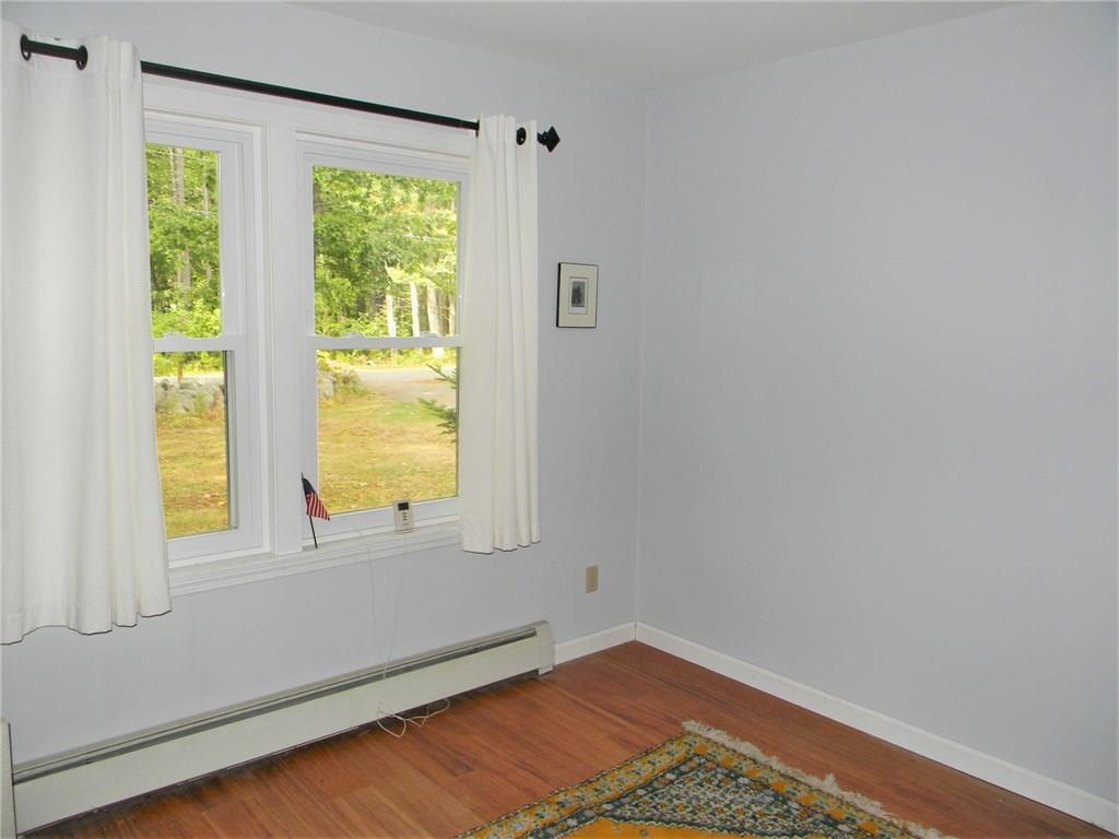 440 Old Bath Road Wiscasset, ME 04578 - Photo 24 of 34 Second Bedroom.