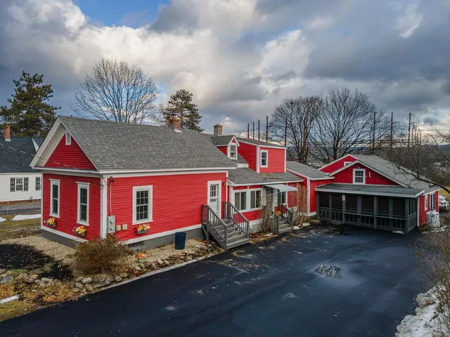 $399,900 | 116 Island Street, Keene, NH 03431