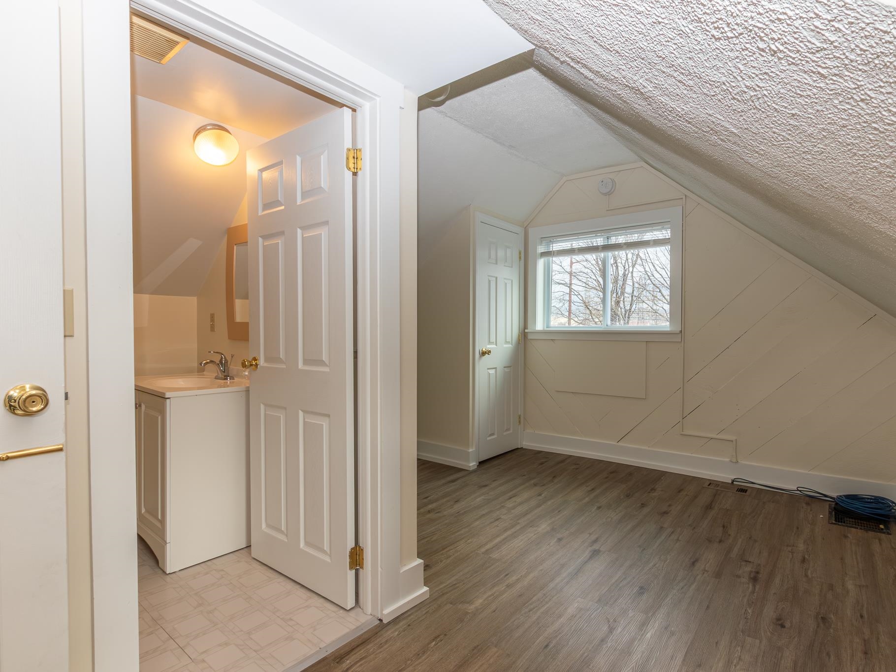 116 Island Street Keene, NH 03431 - Photo 22 of 52