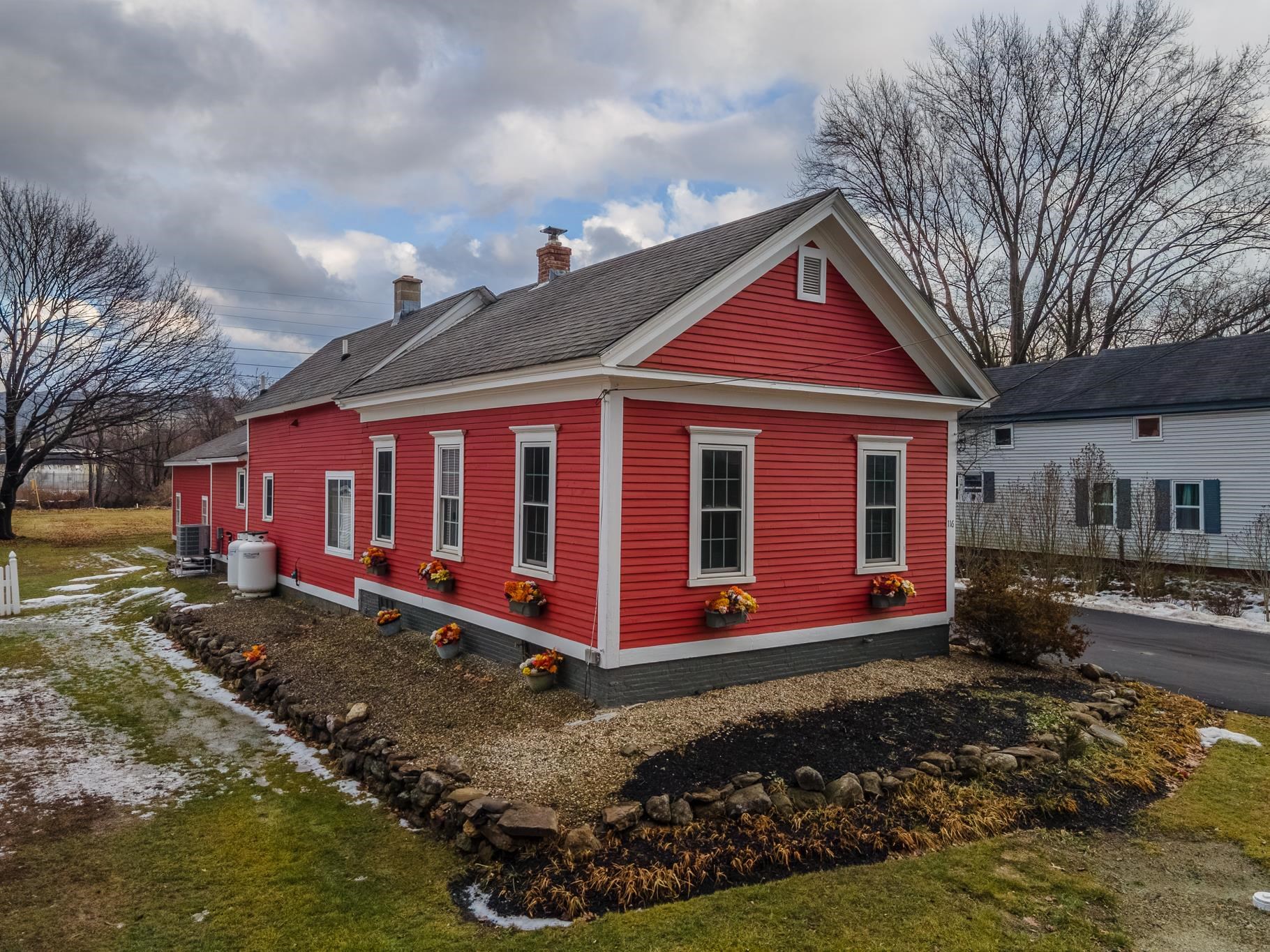 116 Island Street Keene, NH 03431 - Photo 3 of 52